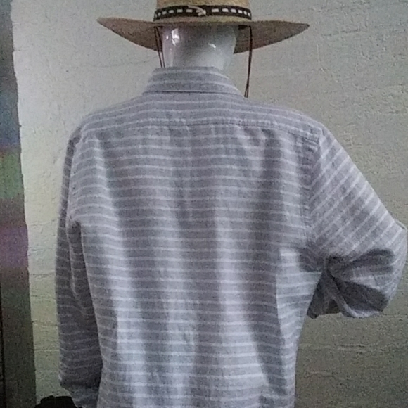 Brand NWT- Never Worn! Express Shirt sz Med. - Picture 5 of 6